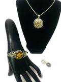 Pure Brilliance Fashion Snap Jewelry Necklace Bracelet Set Plus 4 Charms Beautiful & Classy