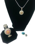 Modern Vintage Snap Jewelry Necklace Bracelet Set Plus 2 Reg and 2 Mini Size Charms