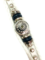 NFL Fashion Snap Indianapolis Colts Logo White Leather Bracelet  With 2 Charms For Football Fans