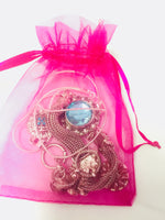 Modern Vintage Snap Jewelry Necklace Bracelet Set Plus 2 Reg and 2 Mini Size Charms