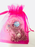 Modern Vintage Snap Jewelry Necklace Bracelet Set Plus 2 Reg and 2 Mini Size Charms