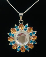 Peace and Brilliance Fashion Snap Jewelry Necklace Bracelet Set Plus 4 Charms Beautiful & Classy