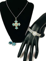 Blue Brilliance Fashion Snap Jewelry Necklace Bracelet Set Plus 4 Charms Beautiful & Classy